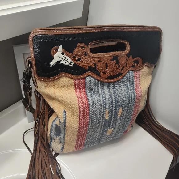 GUC Myra Bag Blue Stream Hand Tooled Fringe Crossbody Hand Carry Bag, Gorgeous - Picture 6 of 16